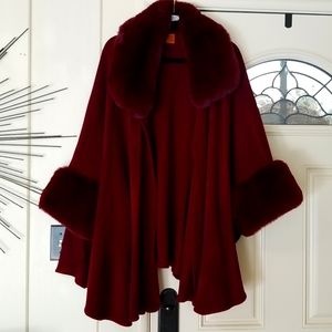 Gorgous Wrap with sleeves NWT